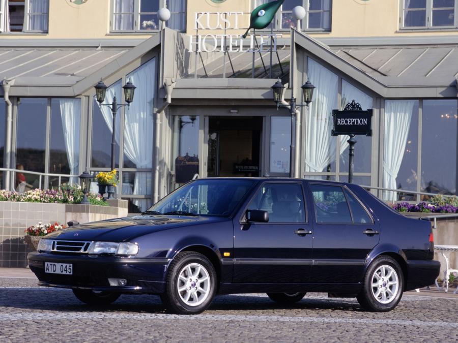  Saab 9000 CSE Anniversary Edition 1996 года  (фото 15 из 16)